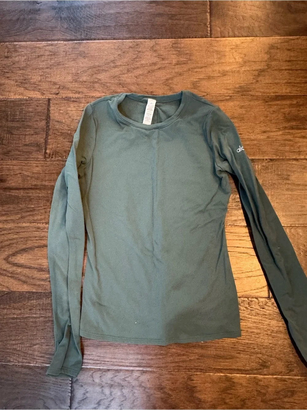 ALO Yoga Long Sleeve Crew Neck Top in Olive Green